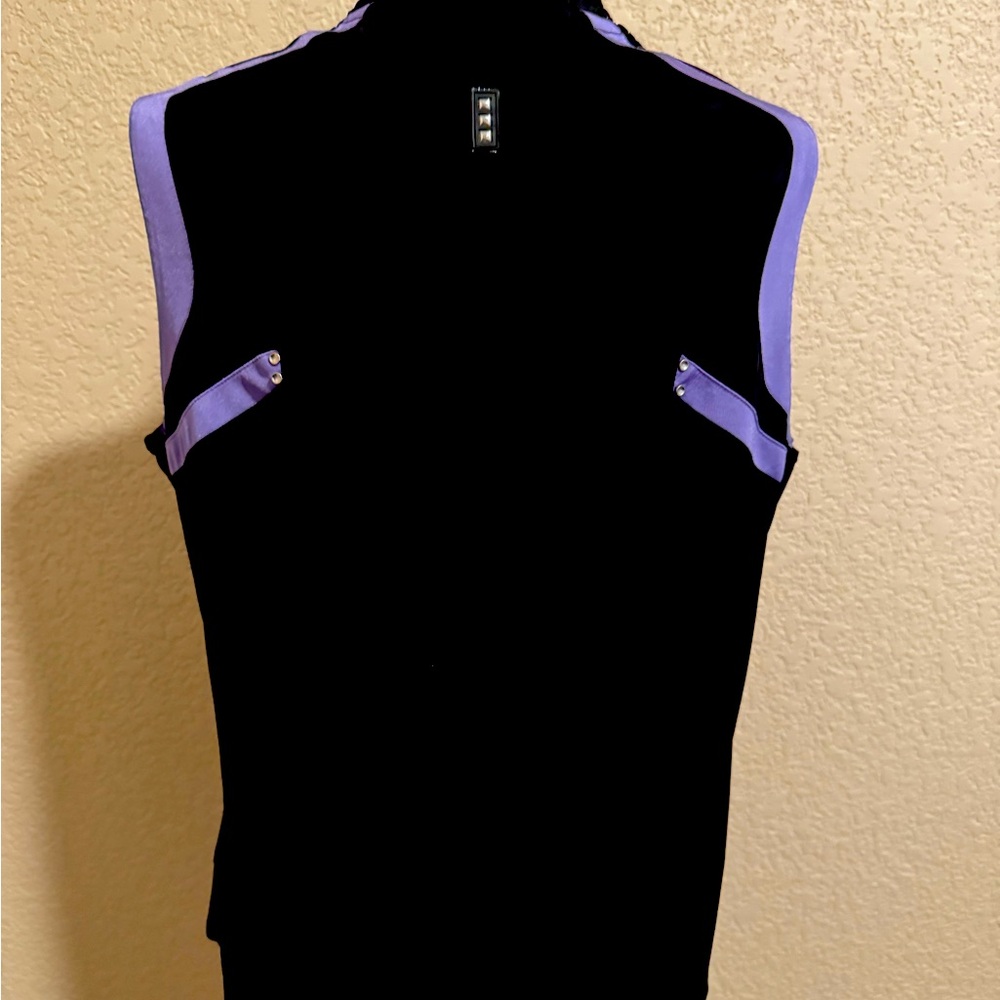 Black and Purple Sleeveless Top - Picture 2 of 2